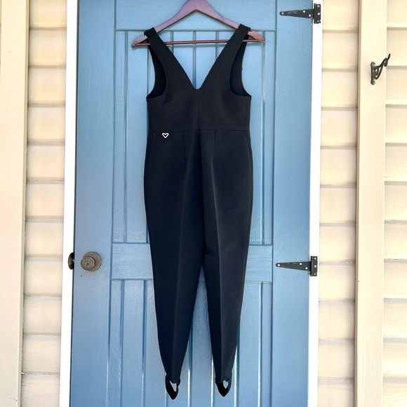 Obermeyer Black Wool Blend Athletic Ski Bibs One Piece Stirrups Women's Size 8 R - Picture 1 of 10
